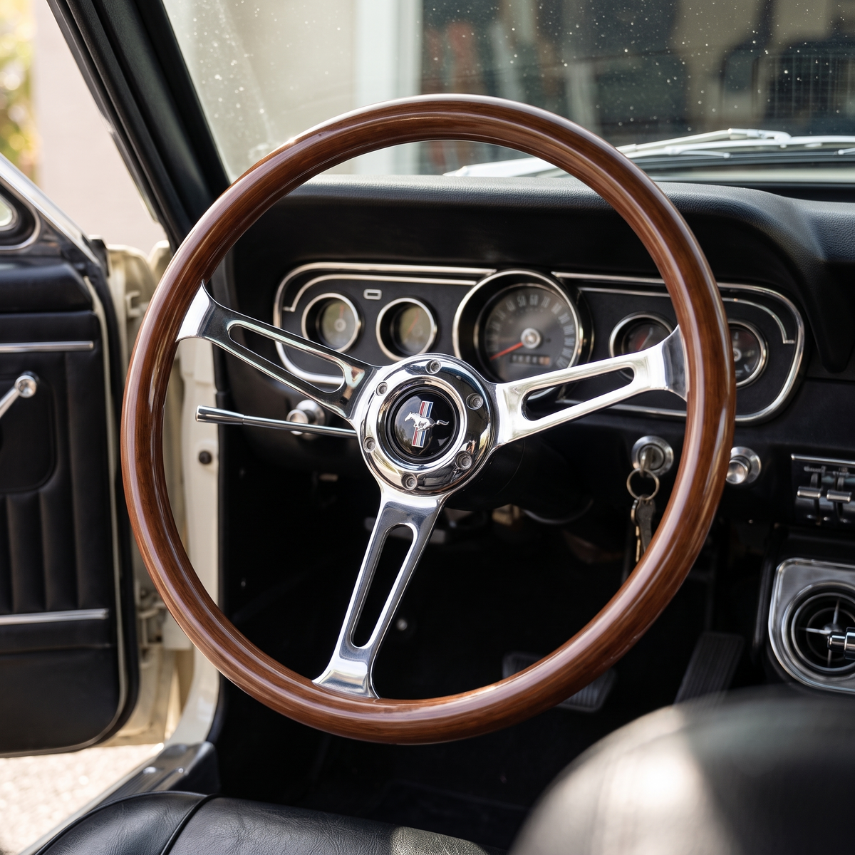 15" Classic Wood Steering Wheel For Ford Mustang