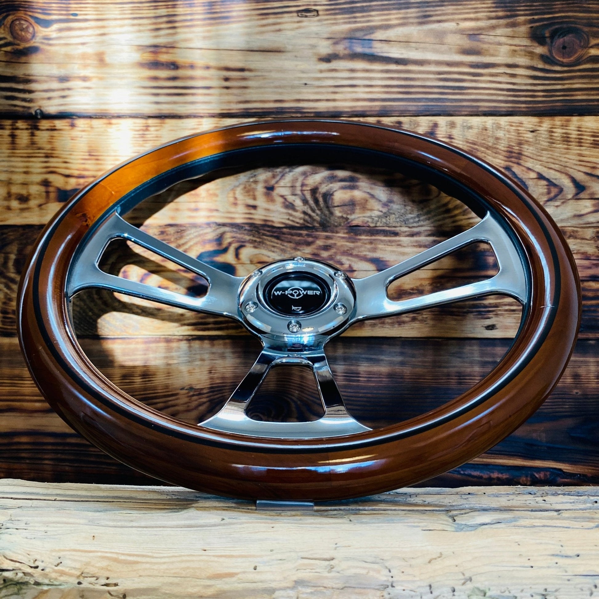 Luxurious wood rim steering wheel for vintage cars - Punk Wheels